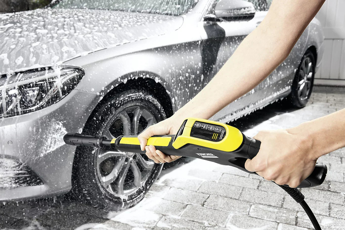 Kärcher K4 Power Control Car & Home Corded Pressure washer 1.8kW
